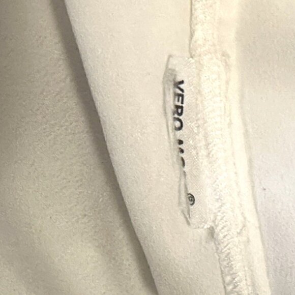 Vera Moda Blouse Women Size L White Lined Leopards Animal Print Pullover Top - Picture 7 of 8